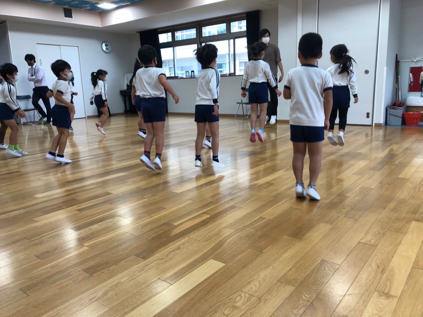 にじいろ保育園３